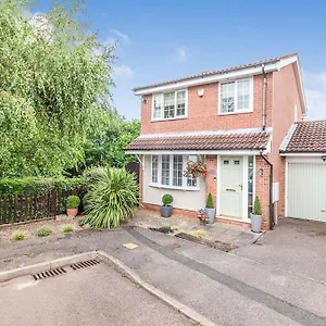 Wigmore - Free Parking & Airport & M1 & Contractor & Leisure Apartment